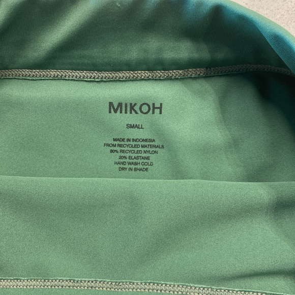 Mikoh swimsuit, cambria top size S and balan bottom size S - Picture 13 of 15